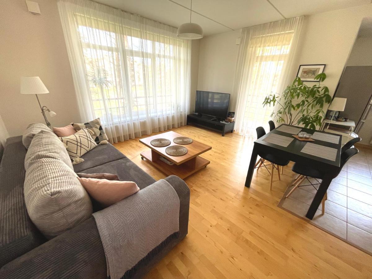 Cozy Home Apartment Kaivas, Free Parking, Self Check-In Riga Kültér fotó